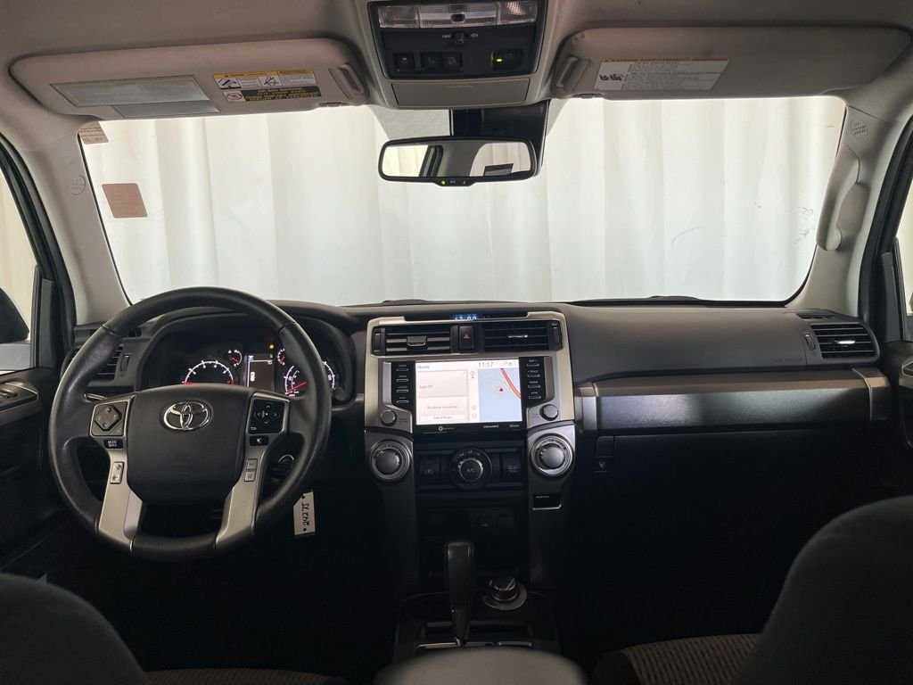2020 Toyota 4Runner SR5 - Photo 9