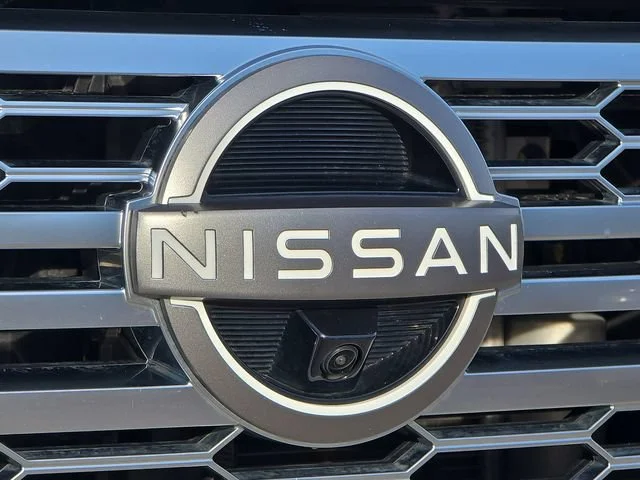 Used 2024 White Nissan Platinum Reserve image 35