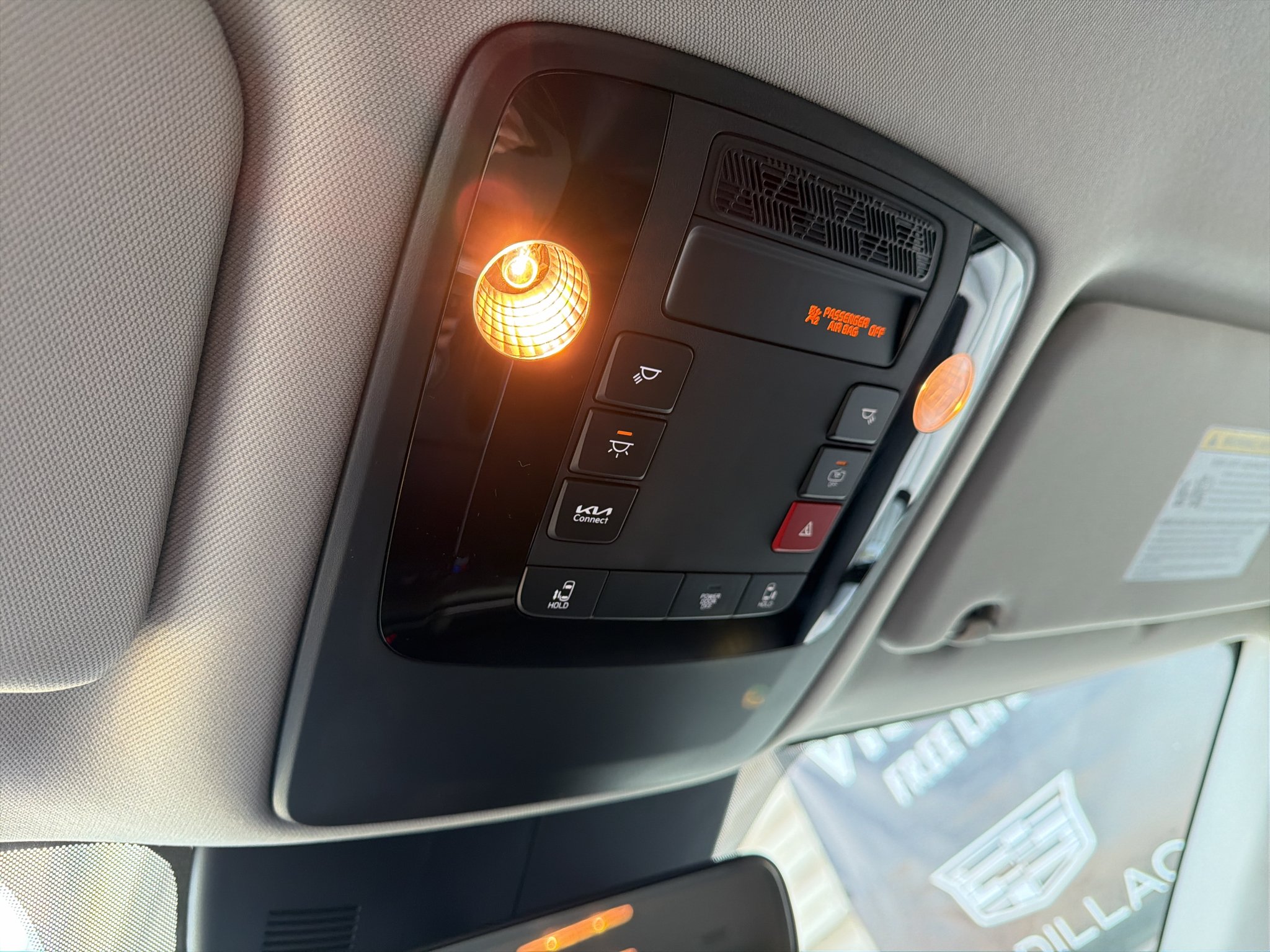 New 2027 Ceramic Silver Kia LXS image 27