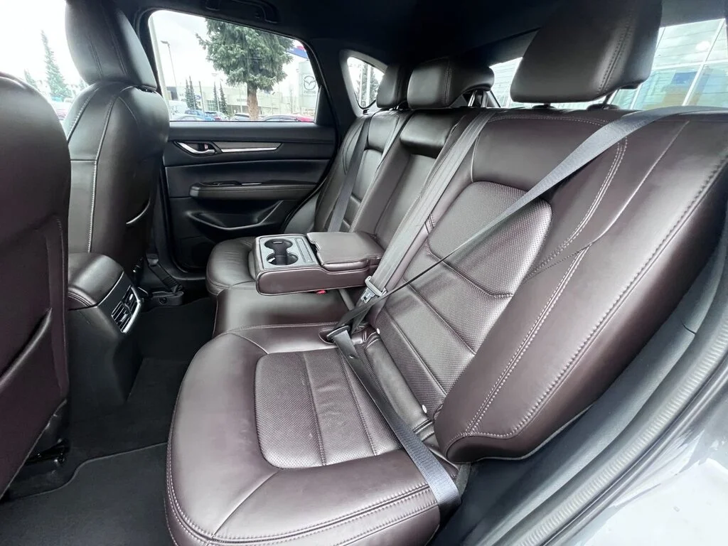 Certified Used 2023  Mazda Signature AWD at Top of the line Turbo AWD! Certif image 9
