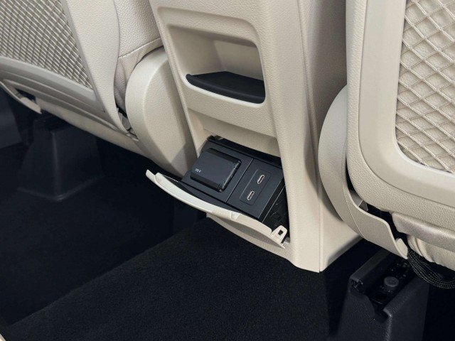 New 2026 GREY Mercedes-Benz GLA 250 image 21