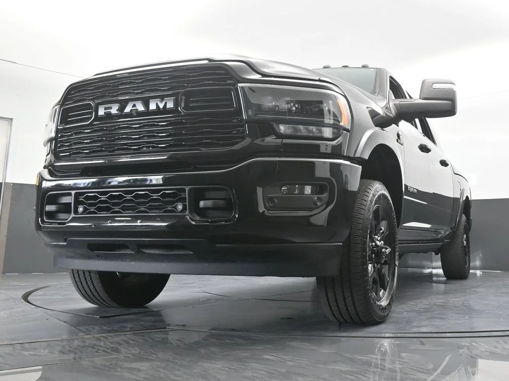 Used 2023 Diamond Black Crystal Pearlcoat Ram Limited image 68