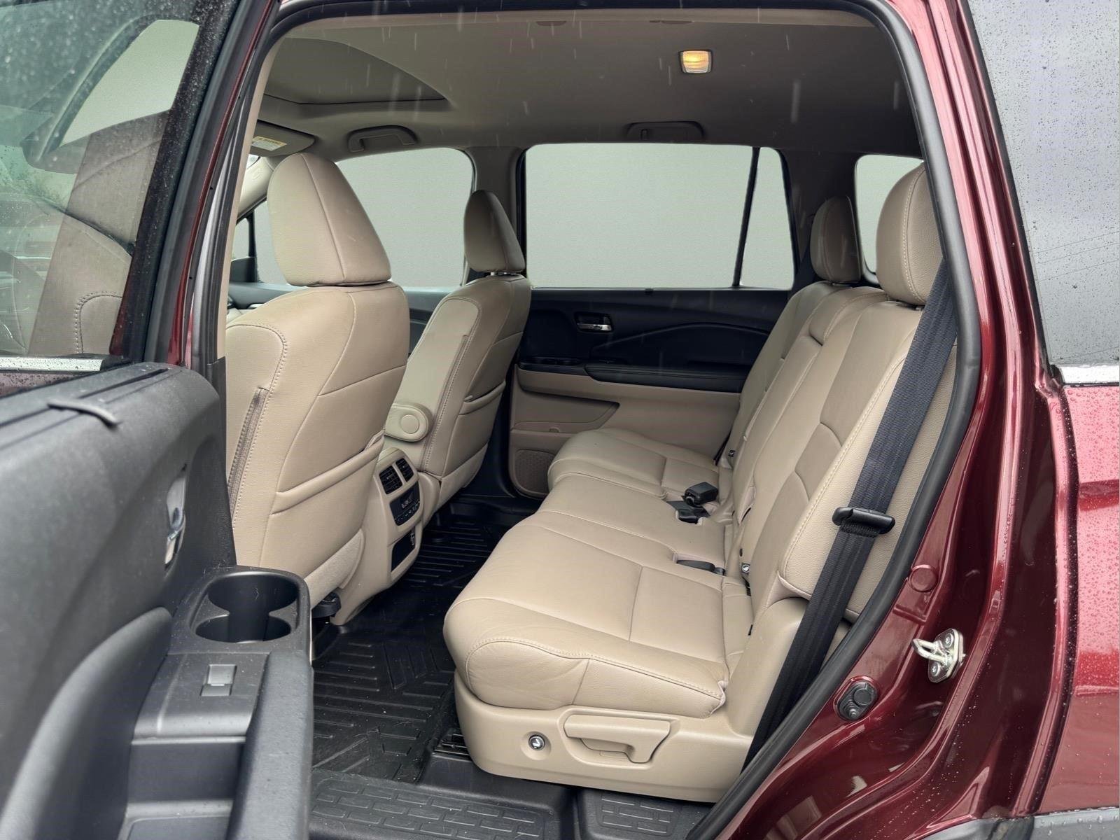 Used 2019 Deep Scarlet Pearl Honda EX-L image 12