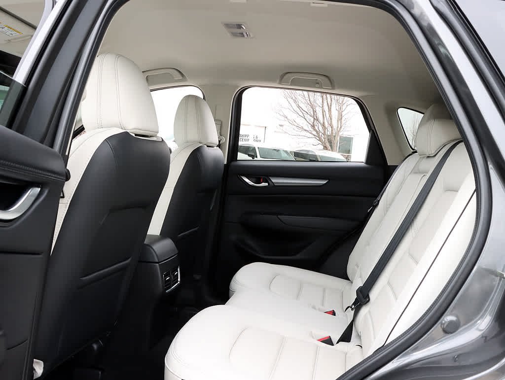2025 Mazda CX-5 S Preferred package - Photo 12