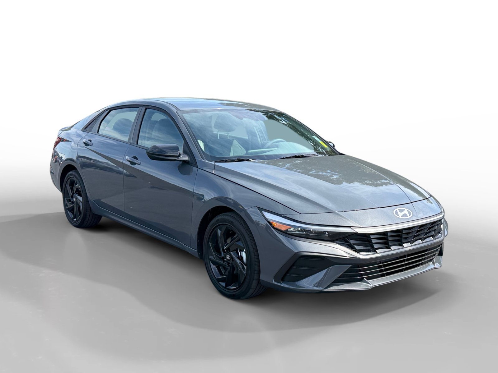 Used 2026 Gray Hyundai SEL Sport image 7