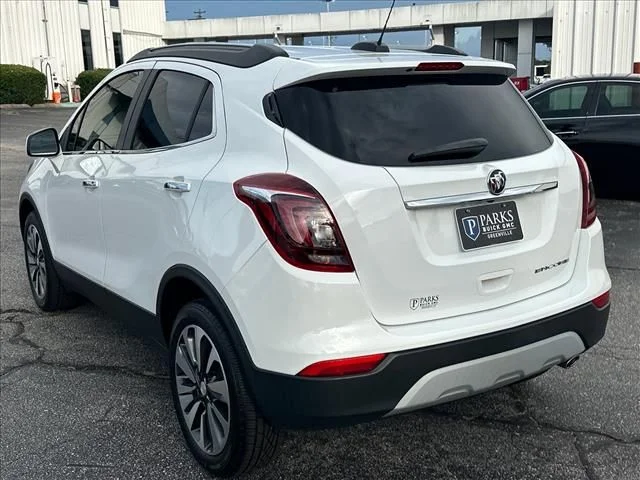 Used 2021 White Buick Preferred image 8