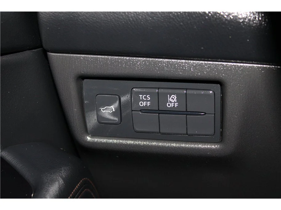 Used 2021 Jet Black Mica Mazda Grand Touring image 26
