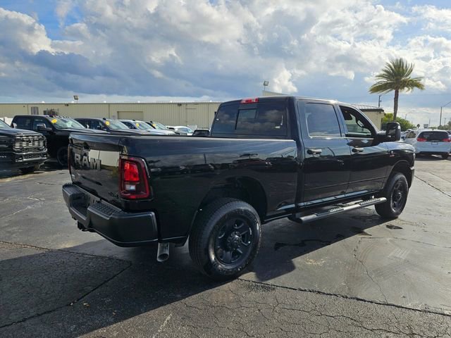 New 2026 Diamond Black Crystal Pearl-Coat Exterior Paint RAM Tradesman image 11