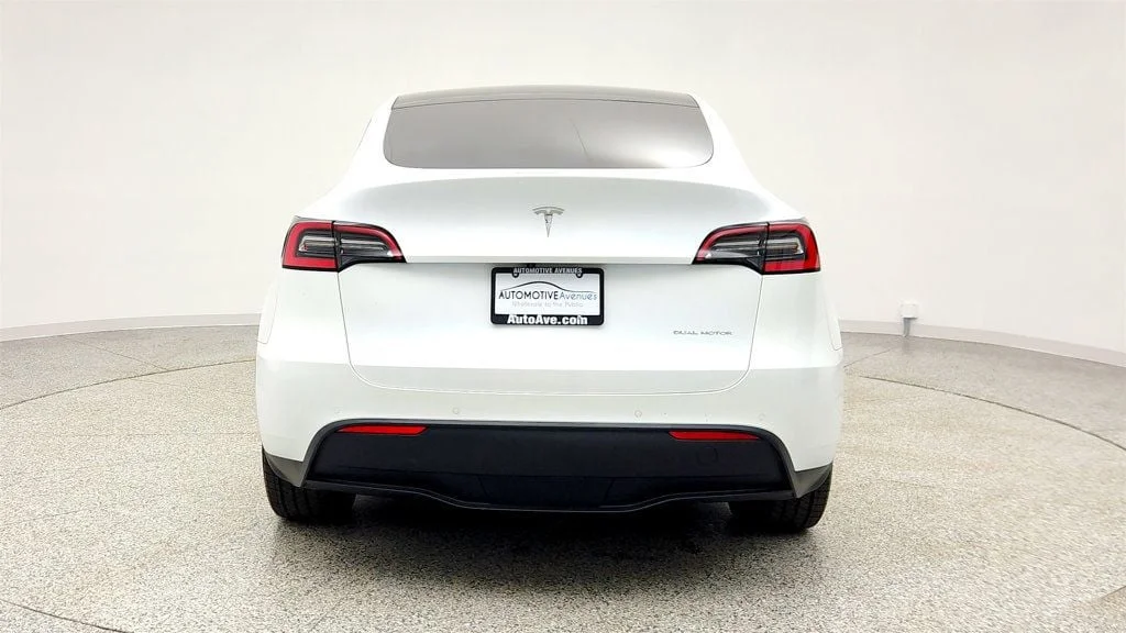 Used 2021 Pearl White Multi-Coat Tesla Long Range AWD w/ Acceleration Boost & Aerodynamic Wheel Pkg image 6