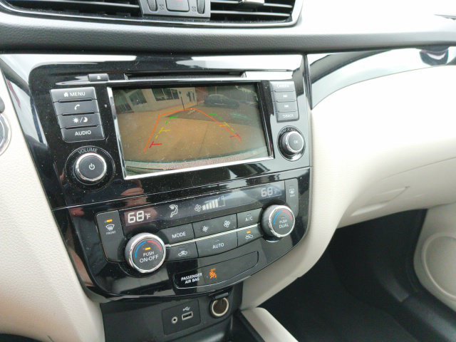 Used 2020 Silver Nissan SV image 32