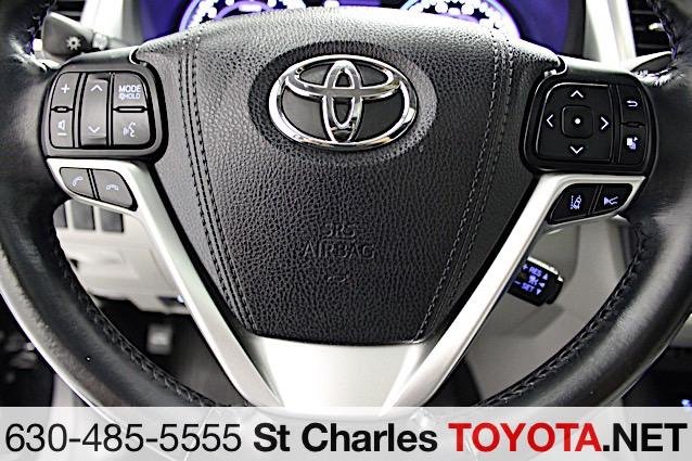 Certified Used 2018 MIDNIGHT BLACK METALLIC Toyota  image 10