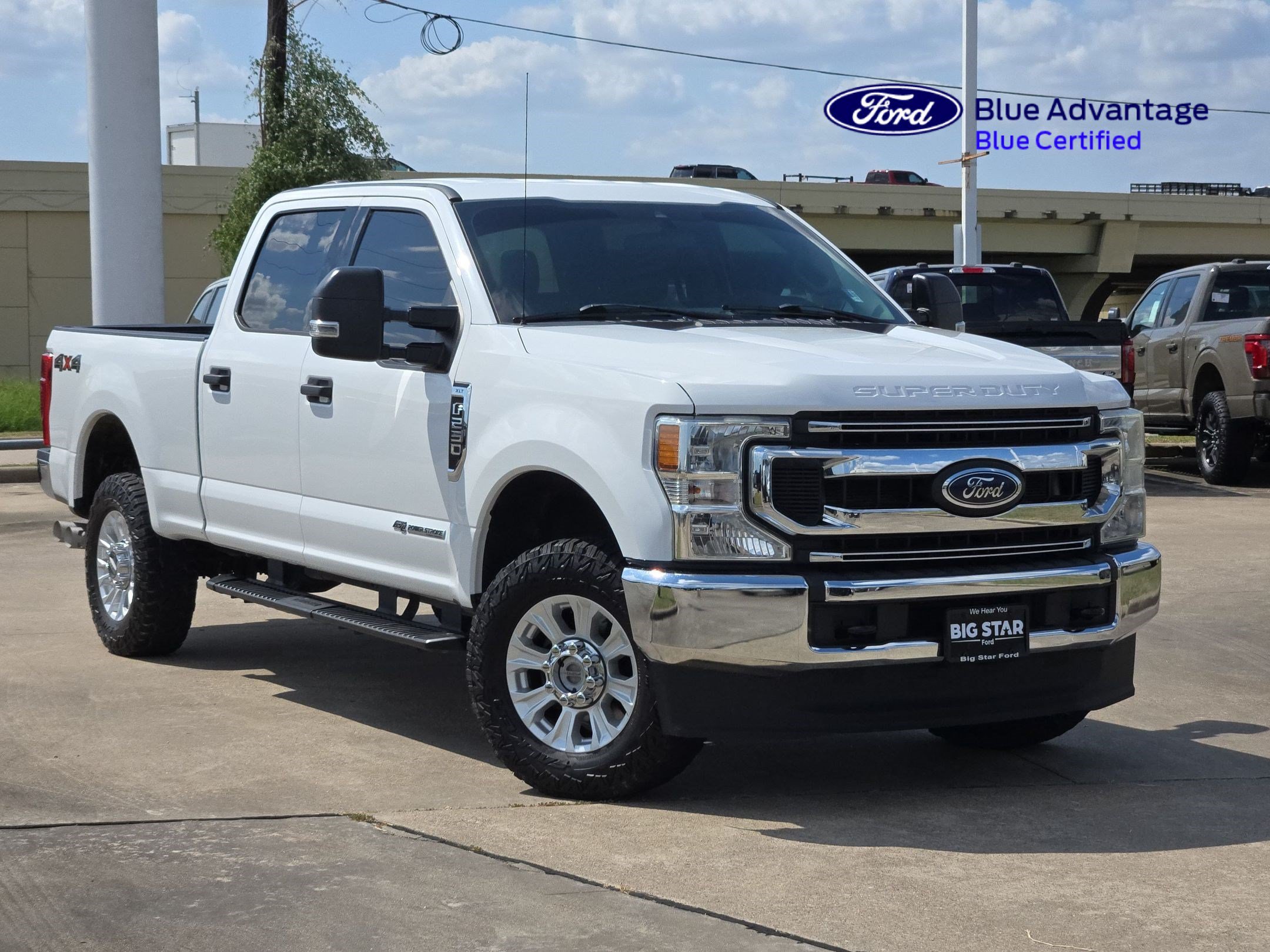 Used 2021 Blue Ford XLT image 1