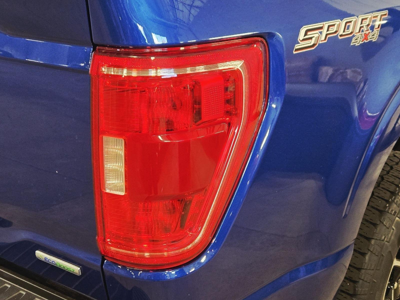 Used 2023 Atlas Blue Ford XLT image 25