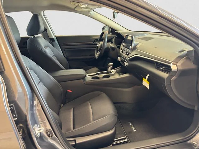 New 2026 Gray Nissan 2.5 SV image 16