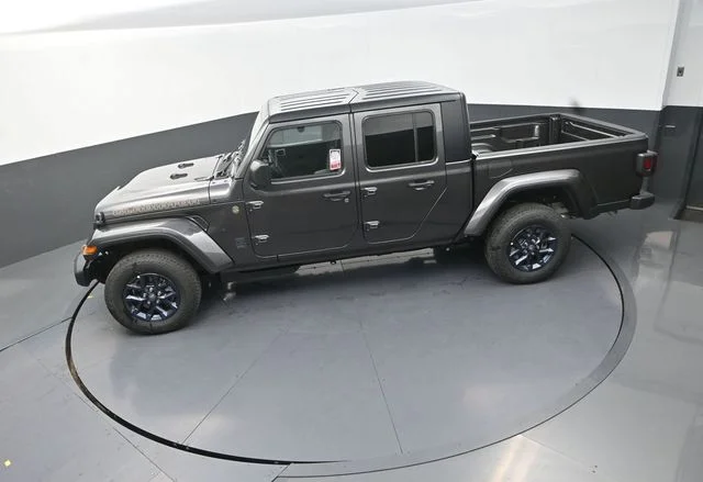 New 2026 Granite Crystal Metallic Clear-Coat Exterior Paint Jeep 85th Anniversary Edition image 14