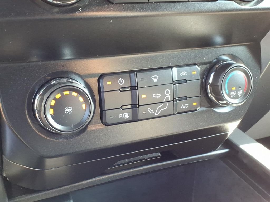 Certified Used 2022 Gray Metallic Ford XLT image 25
