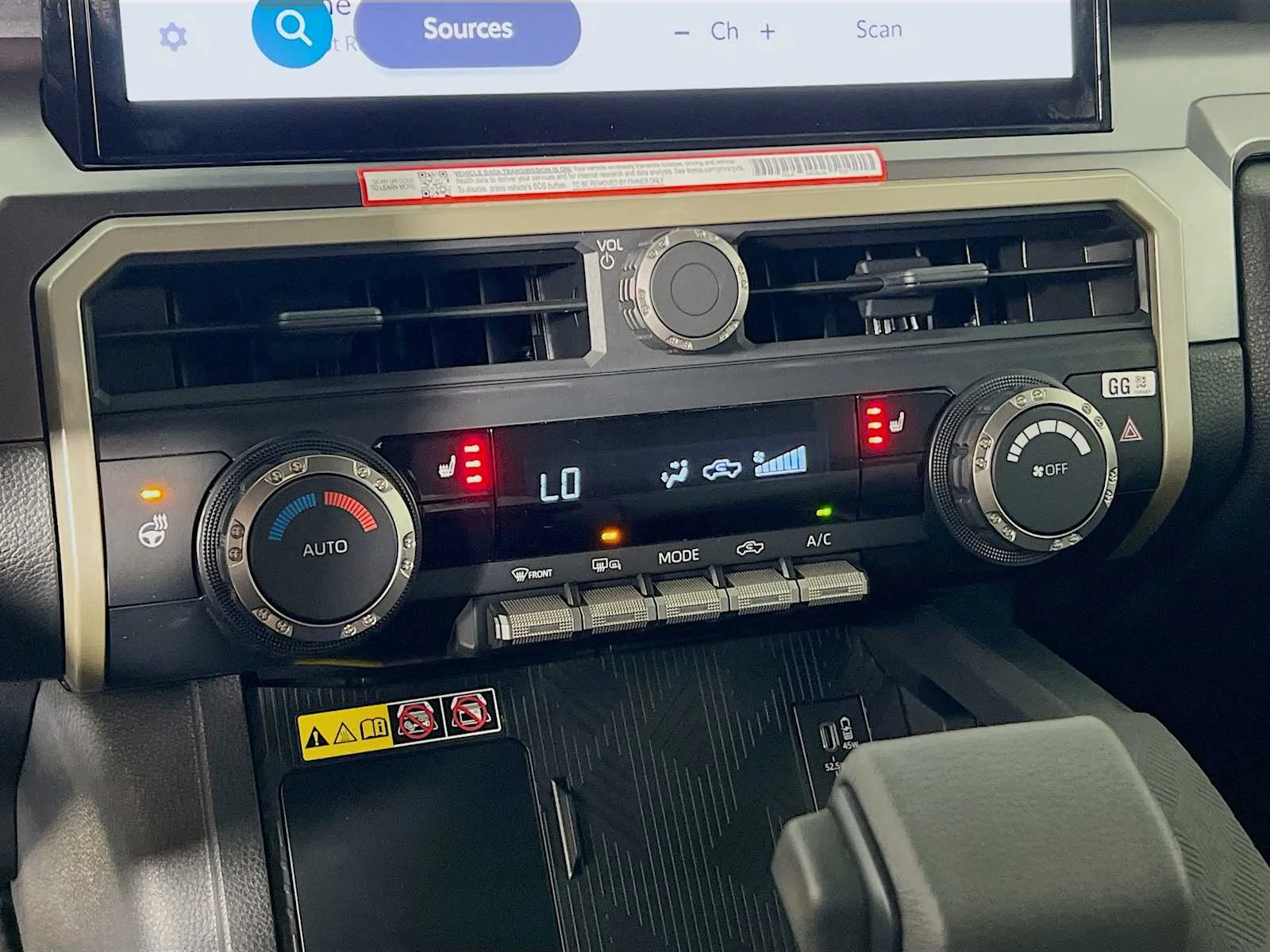 2026 Toyota Tacoma — photo 11