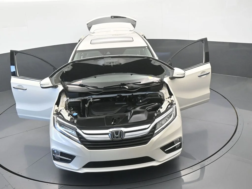 Used 2019 White Honda Elite image 81