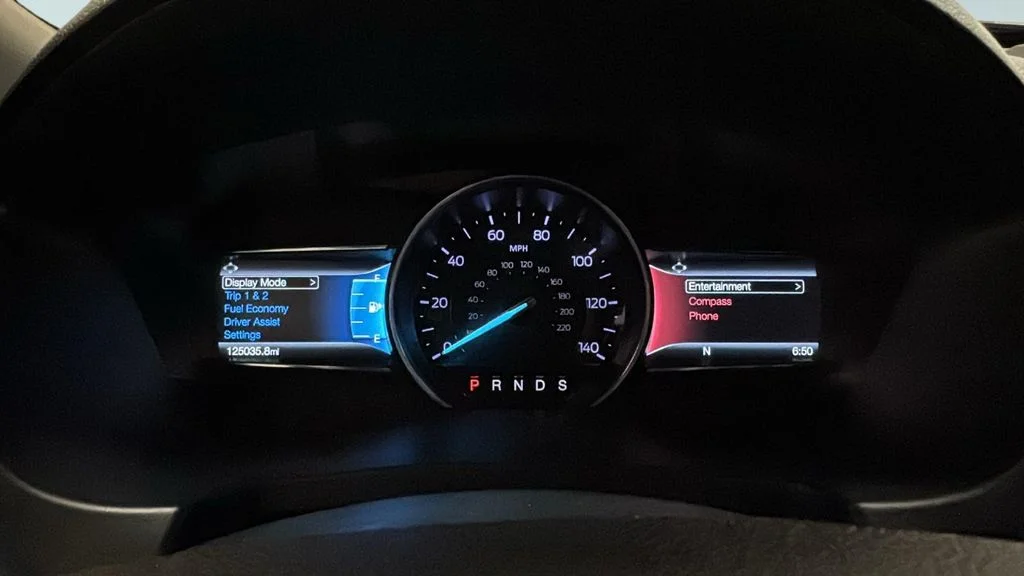 Used 2018 Red Ford XLT image 19