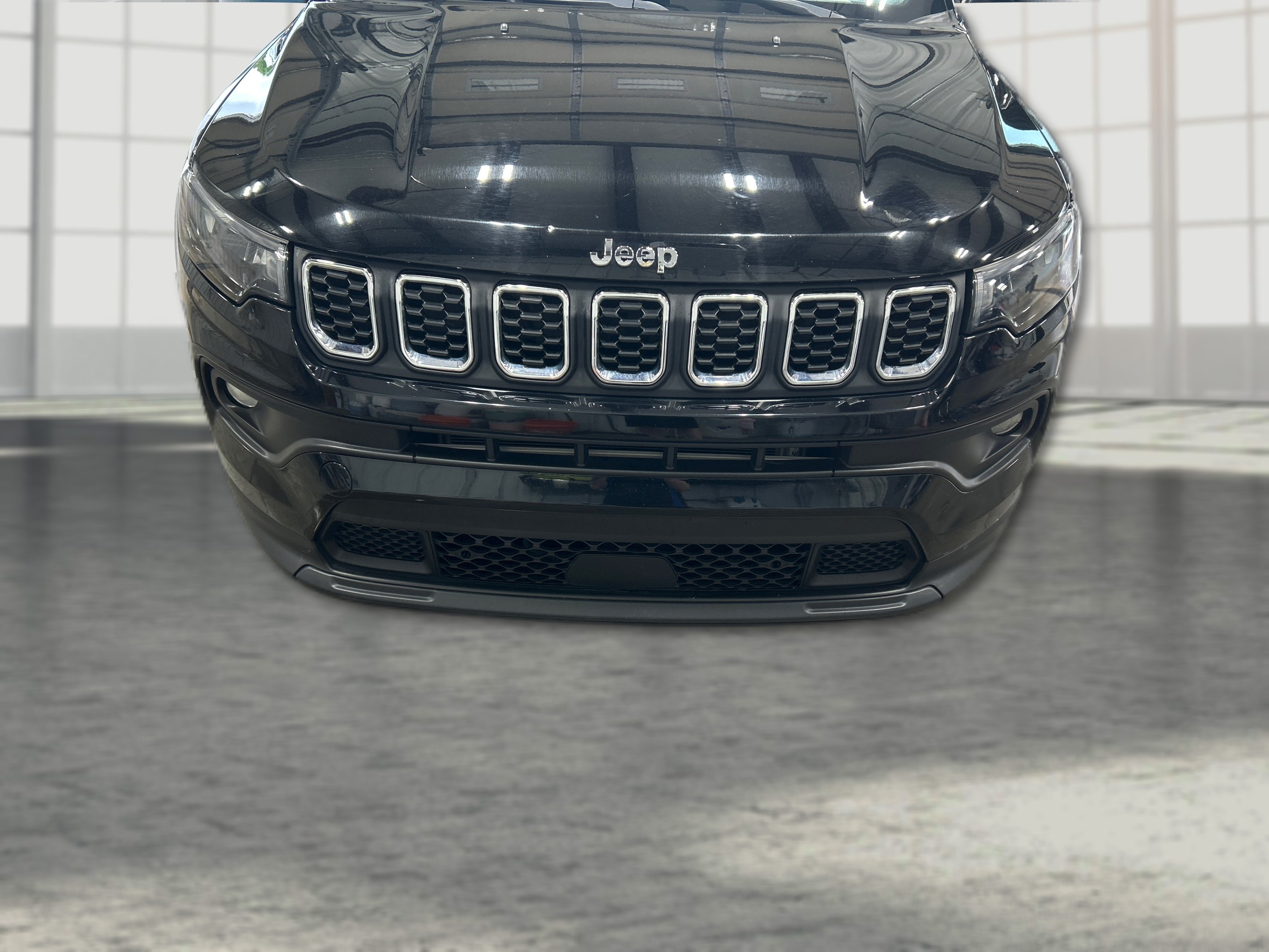 Used 2024 Black Jeep Latitude image 20