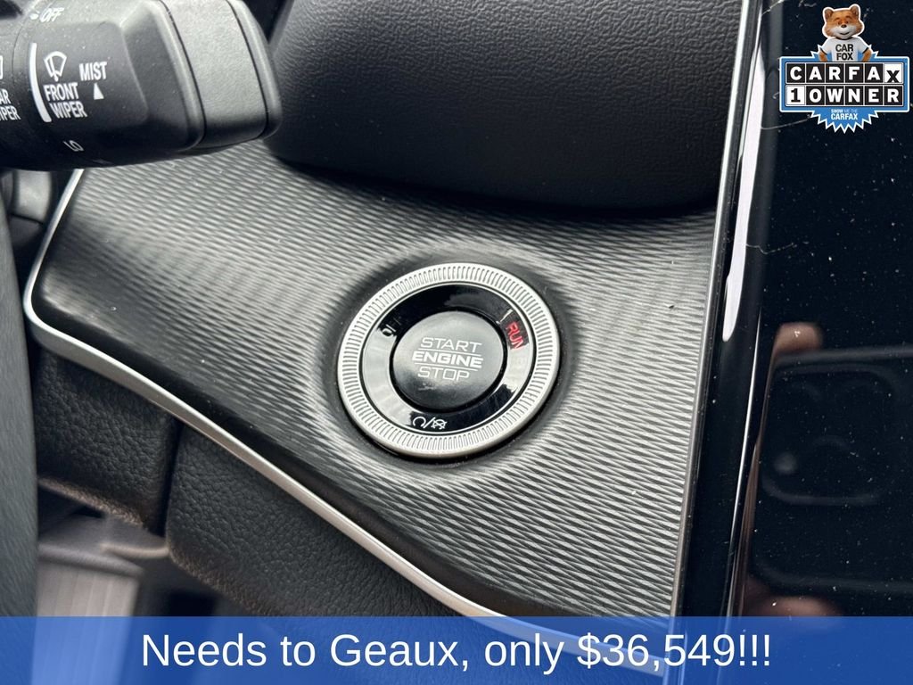 Used 2025 White Jeep Altitude image 50