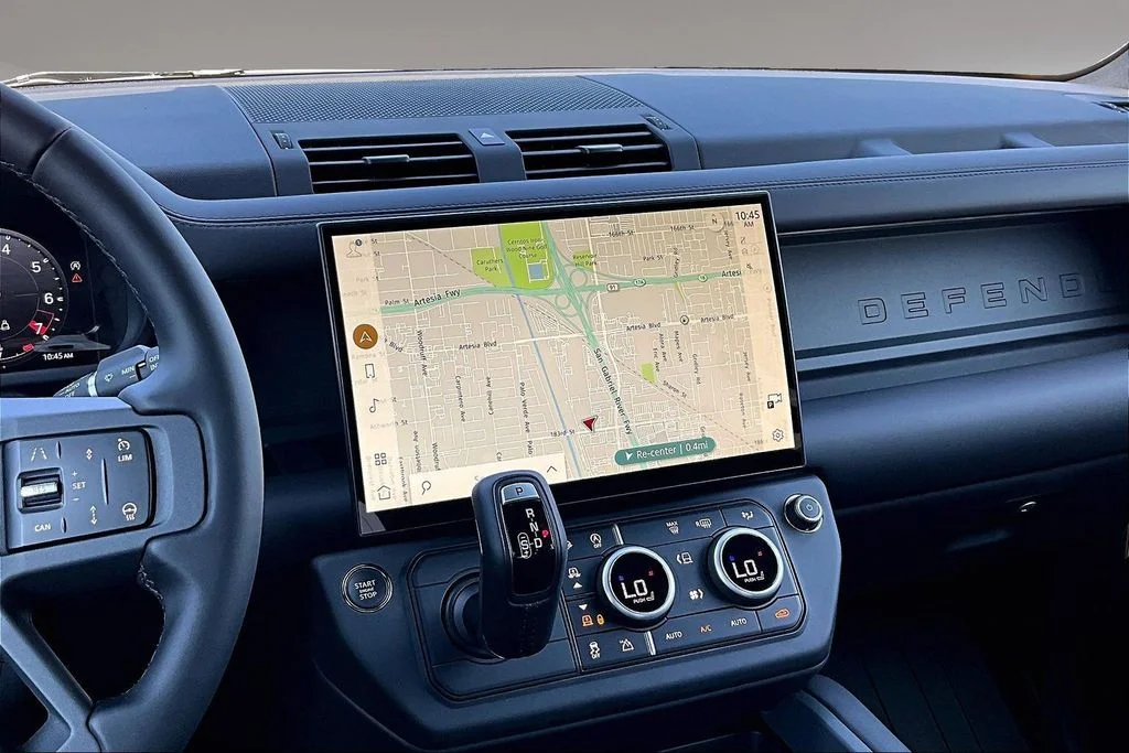 New 2026 Green Land Rover S image 6