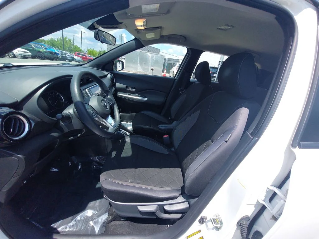 Used 2020 White Nissan SV image 14