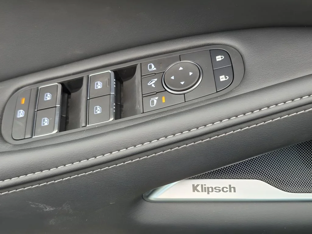 Certified Used 2026 Graphite Shadow INFINITI LUXE image 8