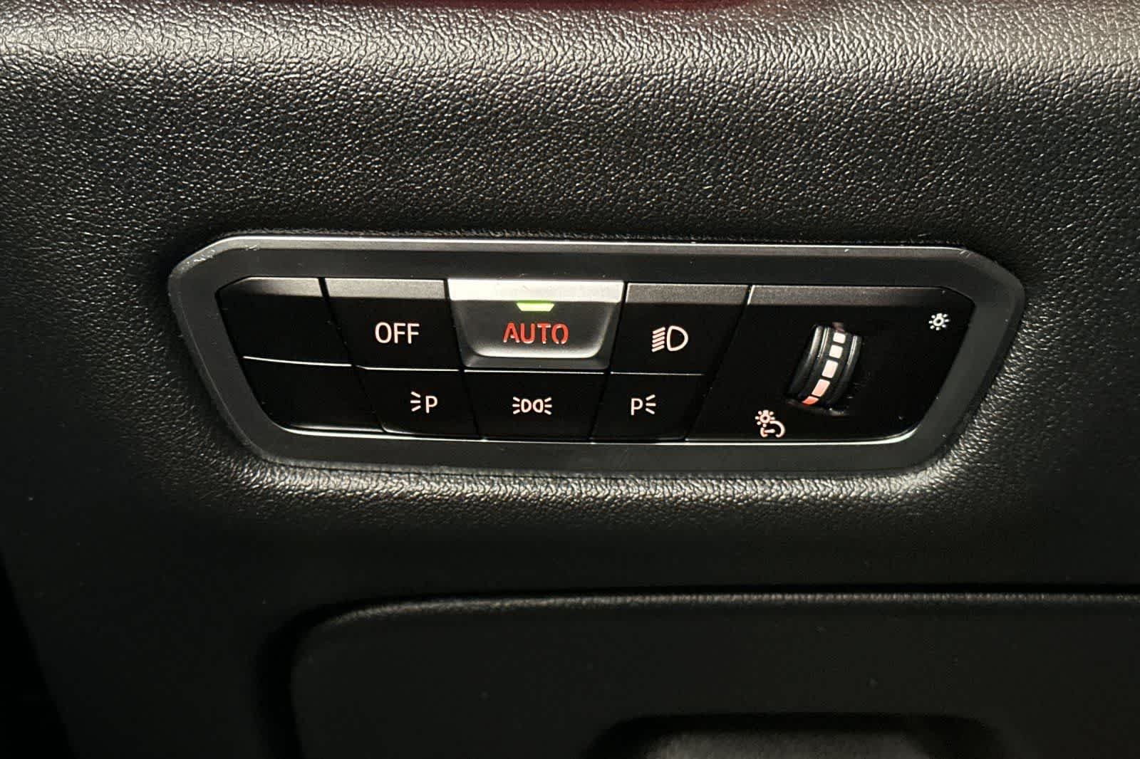 Used 2023 Ametrin Metallic BMW M50i image 28