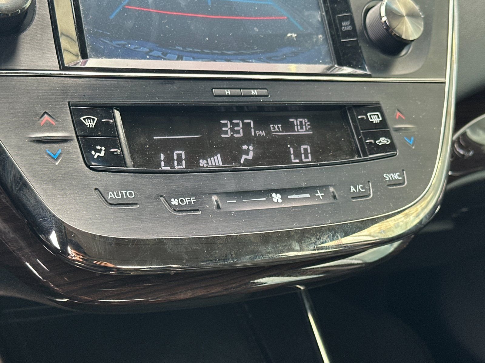 Used 2015 Mica Toyota XLE Touring image 19