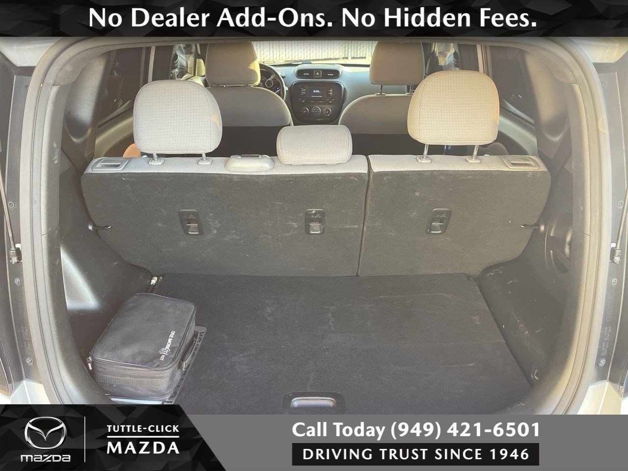 Used 2019 Bright Silver Kia Base image 40