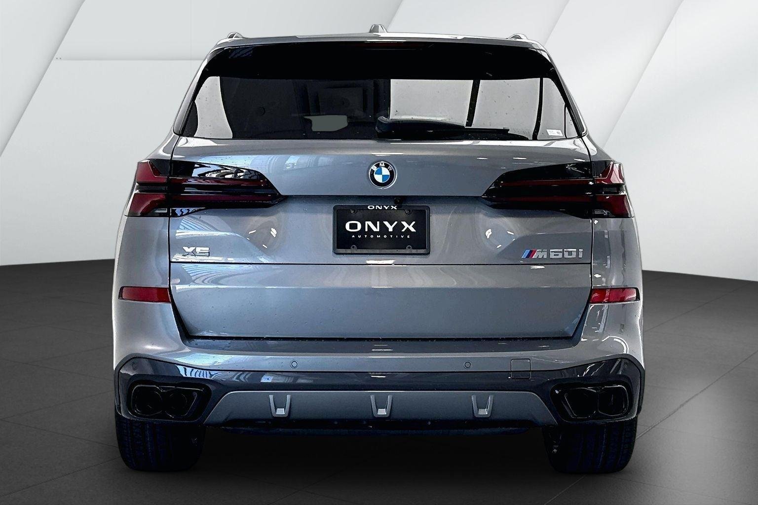 New 2026 Skyscraper Grey Metallic BMW M60i image 7
