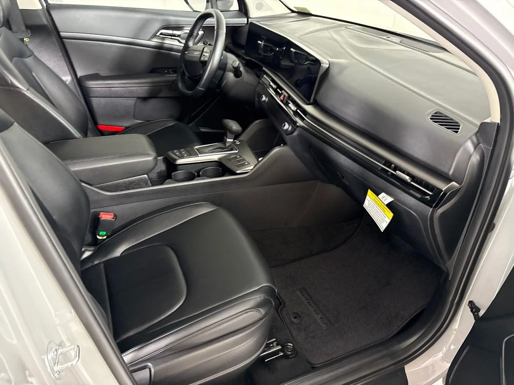 New 2026 Wolf Gray Kia EX image 17