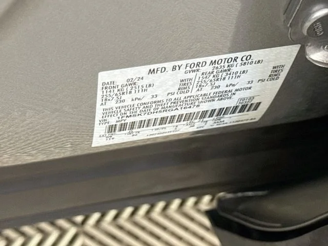 Used 2024 Silver Metallic Ford XLT image 32