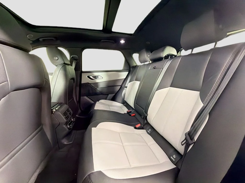 New 2026 Varesine Blue Land Rover S image 26