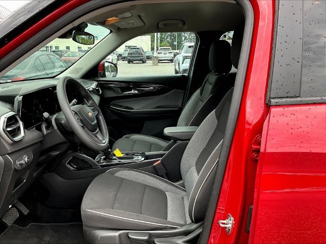 Used 2026 Apex Red Chevrolet LT image 9