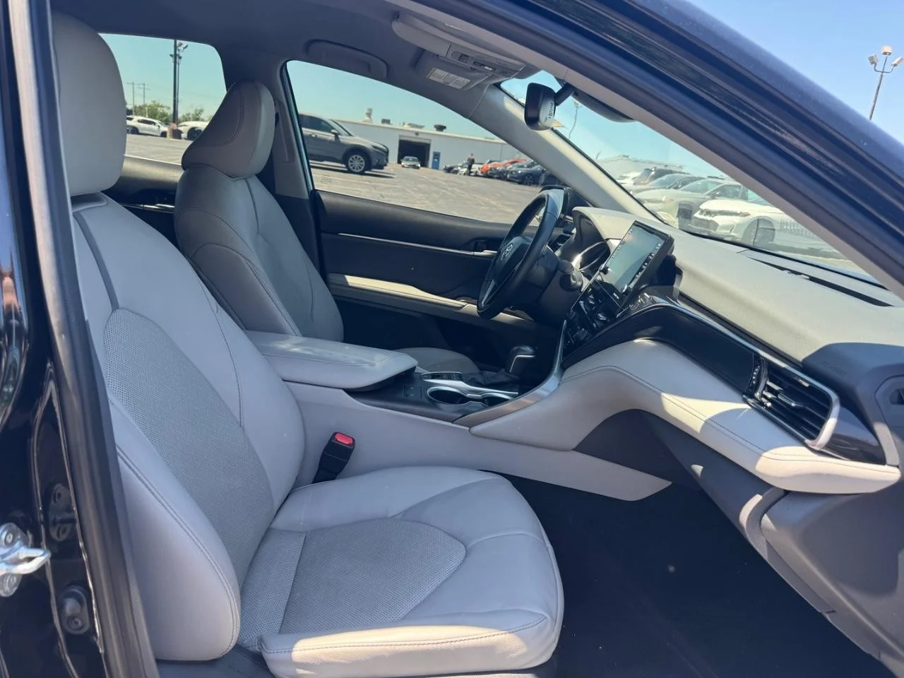 Used 2024 Midnight Black Metallic Toyota XLE image 18