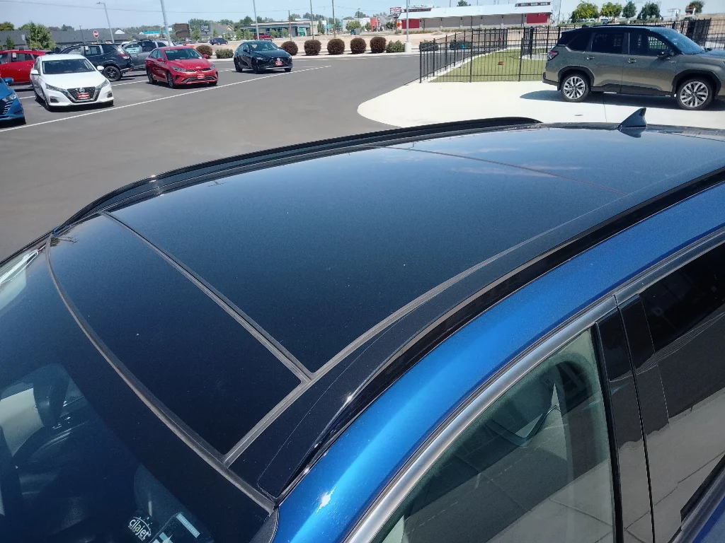 Used 2024 Intense Blue Hyundai Limited image 9