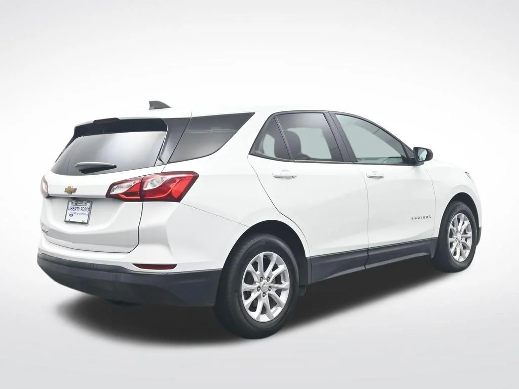 Used 2021 Summit White Chevrolet LS image 6