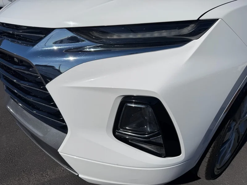 Used 2019 SUMMIT WHITE Chevrolet Premier image 27