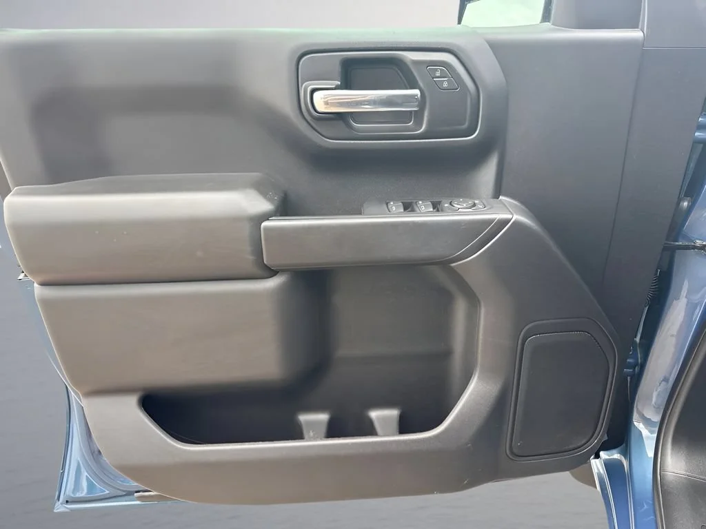 Used 2024 Lakeshore Blue Metallic Chevrolet Custom image 24