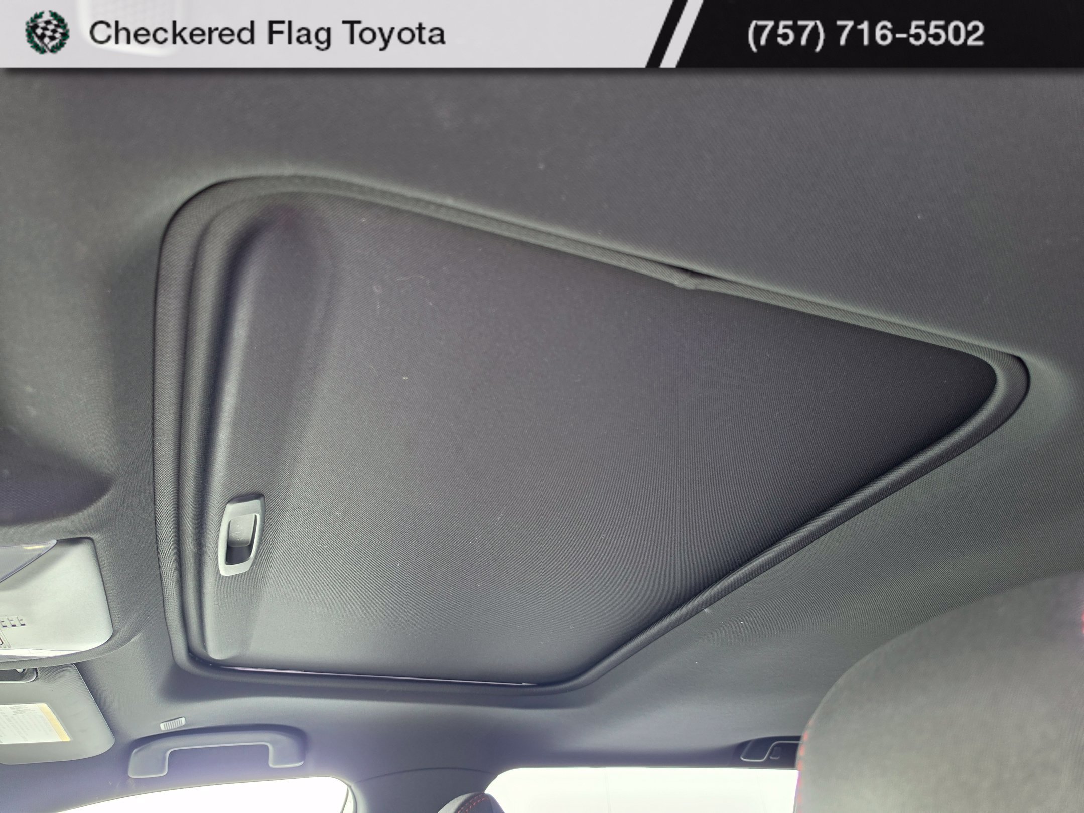 Used 2024 Ice Cap Toyota SE image 17