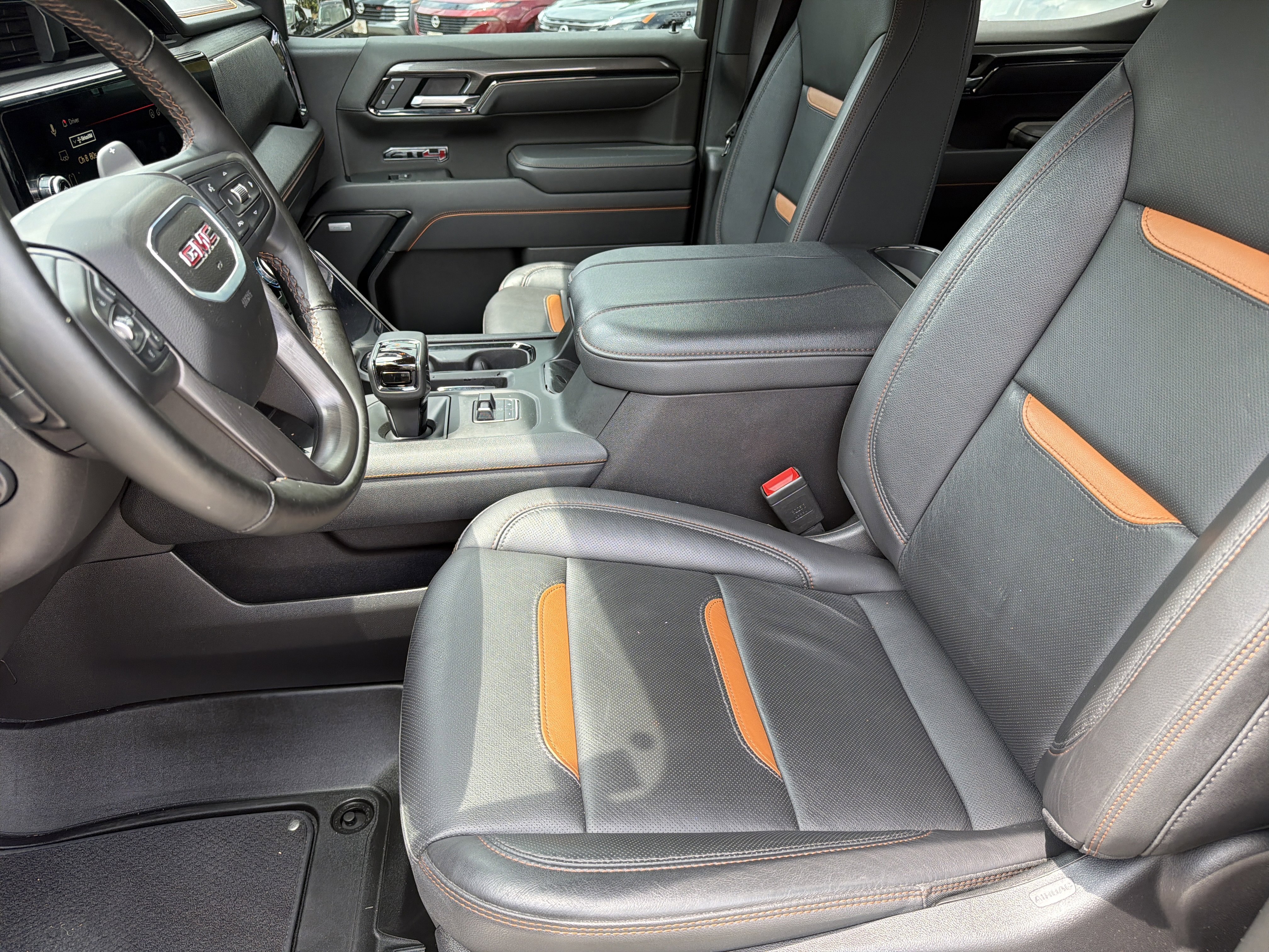 Used 2025 Summit White GMC AT4 image 10
