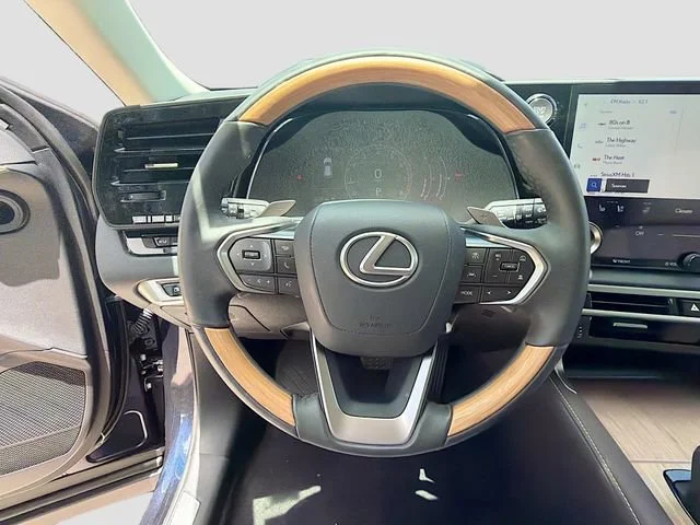 Certified Used 2024 Mica Lexus RX 350 Premium image 41