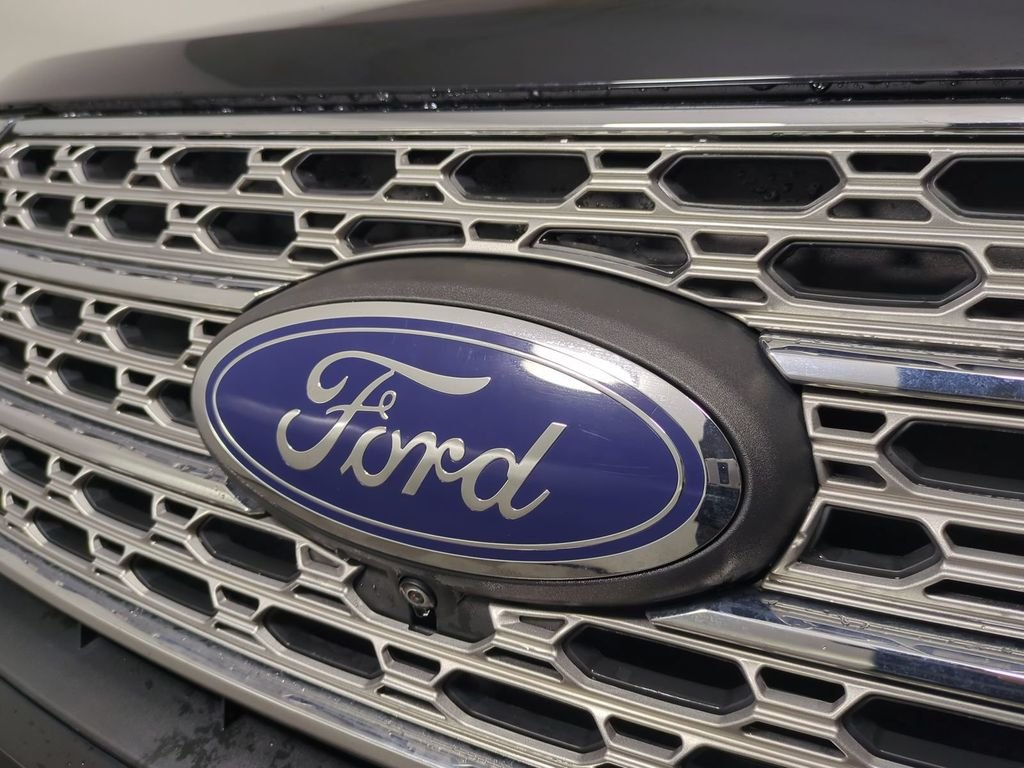 Used 2022 Black Ford Limited image 13