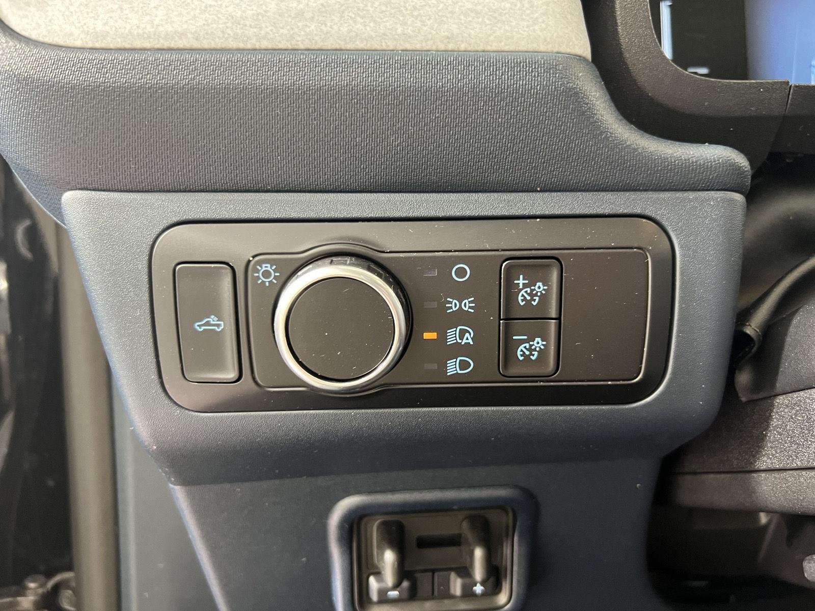 Used 2025 Shadow Black Ford XLT image 16