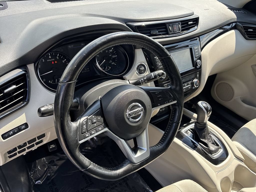 Certified Used 2020 Silver Nissan SV image 11
