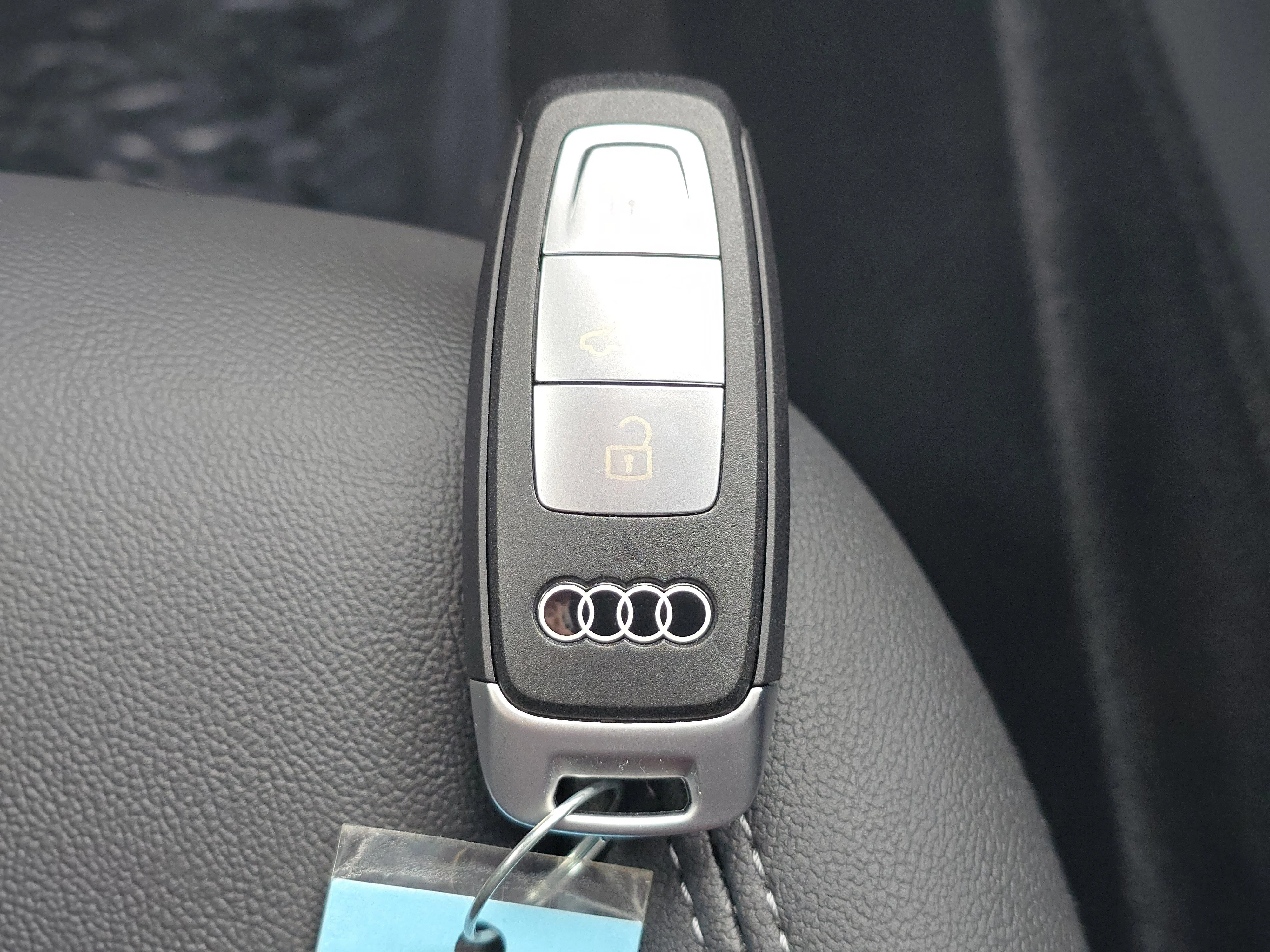 New 2026 Glacier White Metallic Audi S line image 27