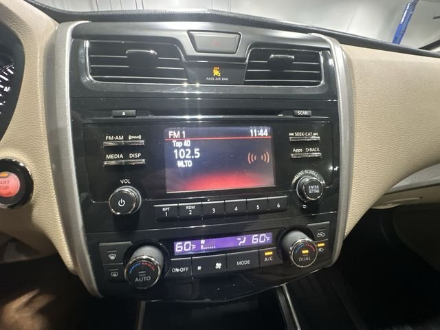 Used 2015 Brown Nissan 2.5 SV image 24