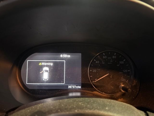 Used 2023 Gray Nissan SV image 12